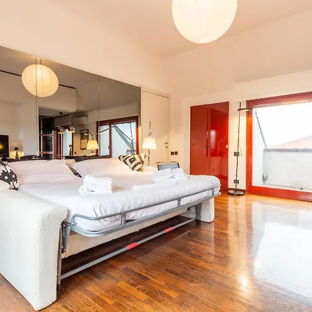 Chic Floor In