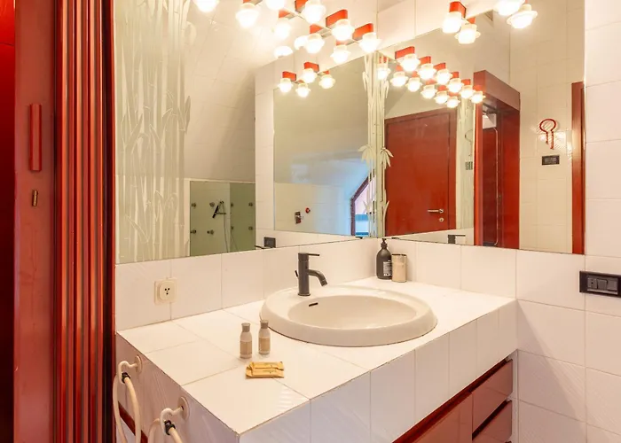 Chic Floor In Lejlighed