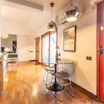Apartment Chic Floor In